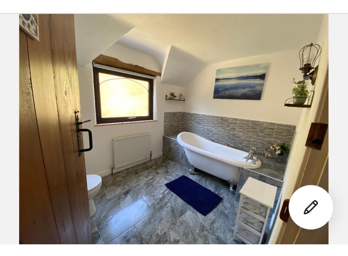 Willa Beautiful Secluded Farmhouse With Hot Tub Barmouth Zewnętrze zdjęcie