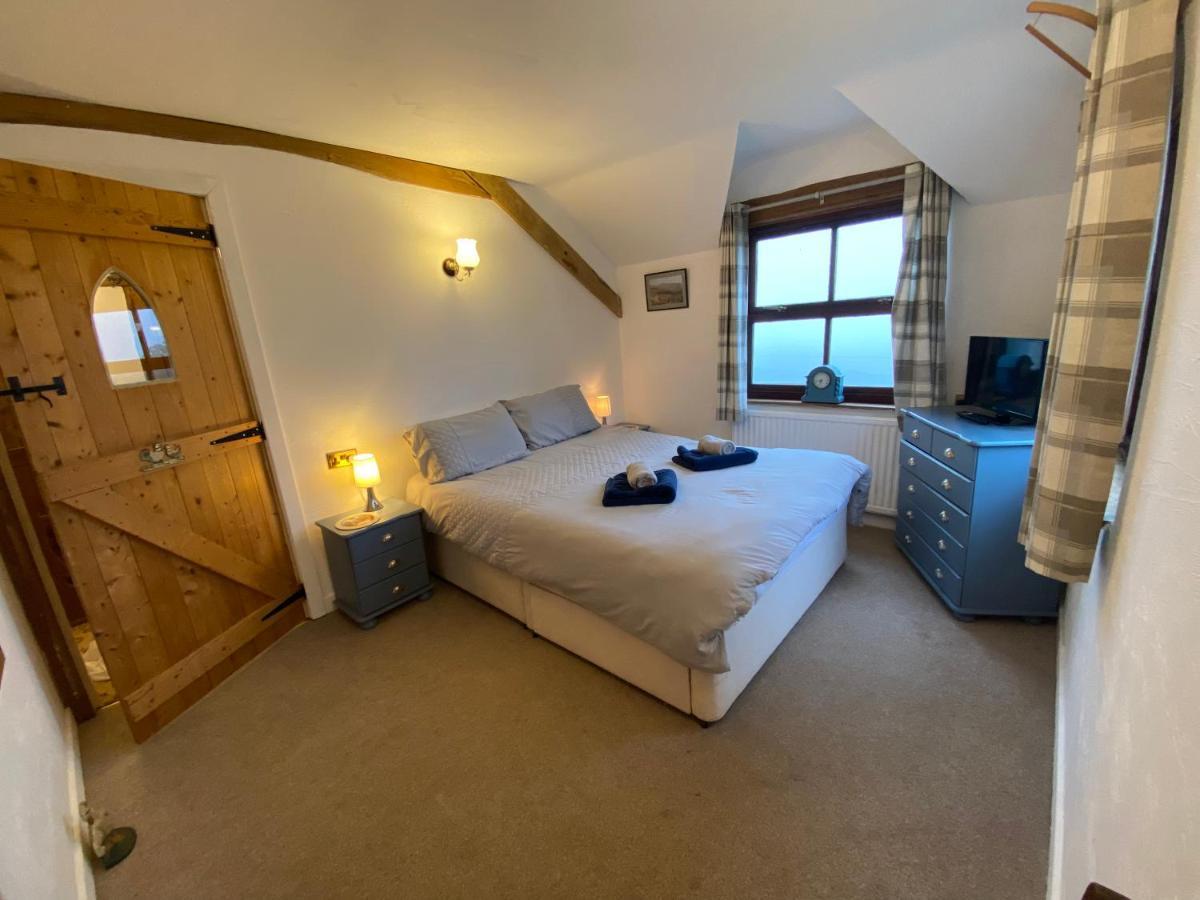 Willa Beautiful Secluded Farmhouse With Hot Tub Barmouth Zewnętrze zdjęcie