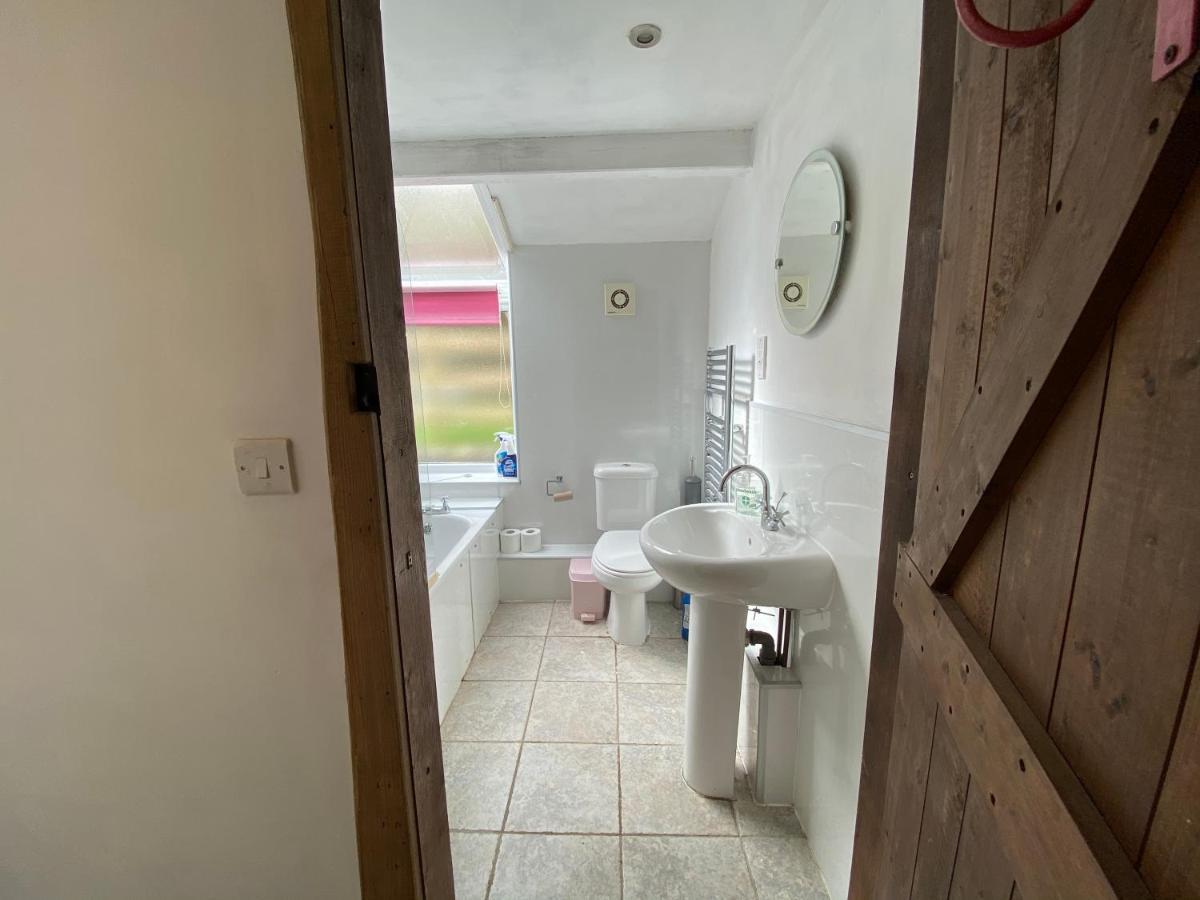 Willa Beautiful Secluded Farmhouse With Hot Tub Barmouth Zewnętrze zdjęcie