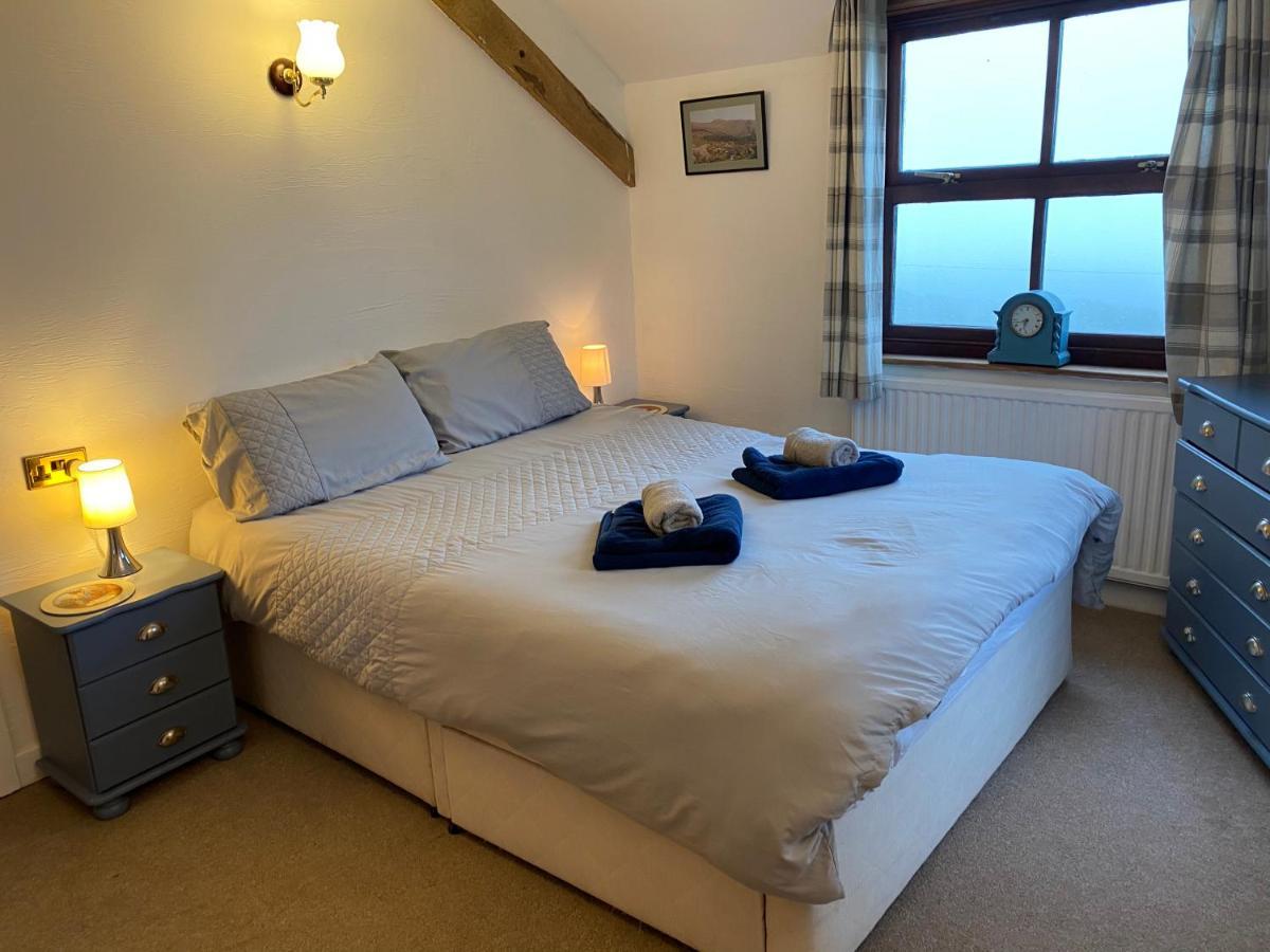 Willa Beautiful Secluded Farmhouse With Hot Tub Barmouth Zewnętrze zdjęcie