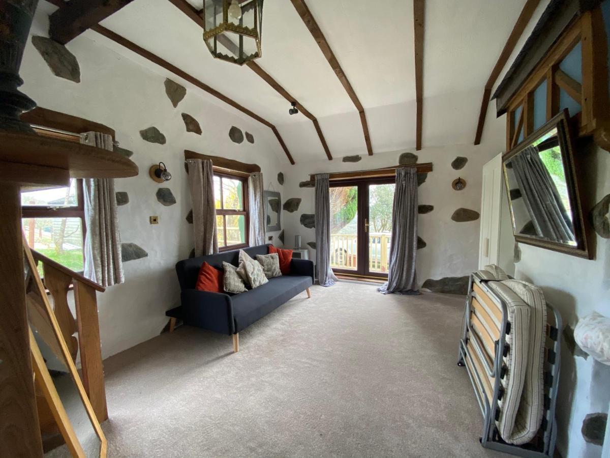 Willa Beautiful Secluded Farmhouse With Hot Tub Barmouth Zewnętrze zdjęcie