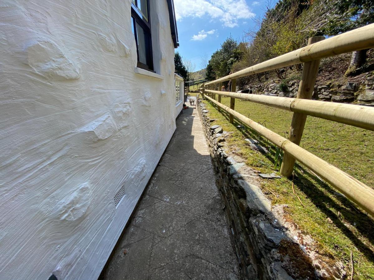 Willa Beautiful Secluded Farmhouse With Hot Tub Barmouth Zewnętrze zdjęcie
