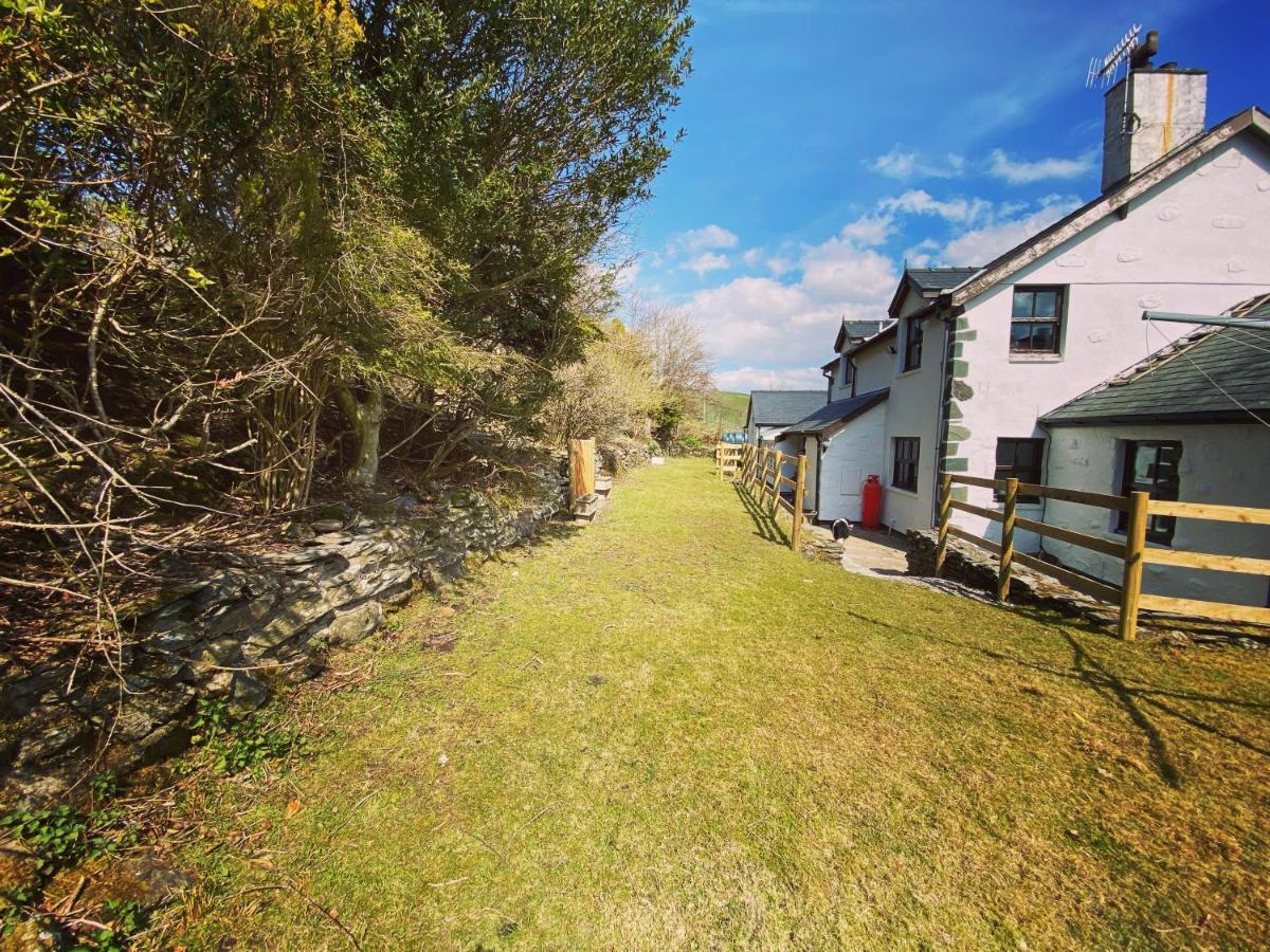 Willa Beautiful Secluded Farmhouse With Hot Tub Barmouth Zewnętrze zdjęcie